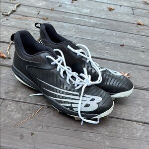 New Balance Men's FuelCell 4040 V6 Metal Baseball Shoe size 11.5
